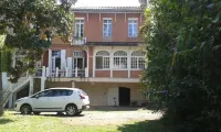 فانيلي بوربون فنادق في Montauban