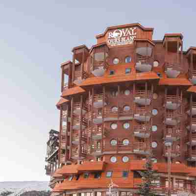 Royal Ours Blanc Hôtel & Restaurant Hotel Exterior