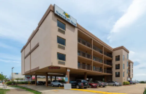 Sundial Inn Hotels near Virginia Beach