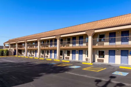 Quality Inn Отели в г. Тернер