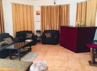 New Toropi Homestay - Pensionaatit