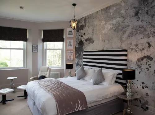 Carlton Court - 5-Star