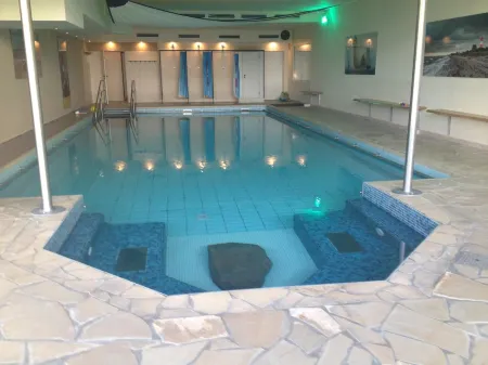 Landhaus Ostseeblick Отели в г. Кронсгард