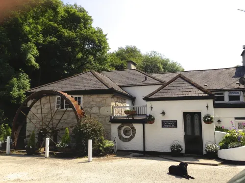 The Waterwheel - parking