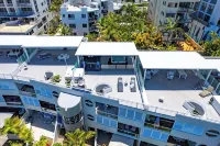 Sundeck Gardens Hotels in Maroochydore