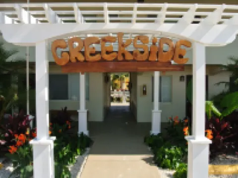 ครีกไซด์ อินน์ โรงแรมในTavernier