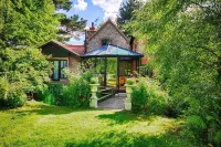 Felbrigg Lodge Bed and Breakfast Hotels in 