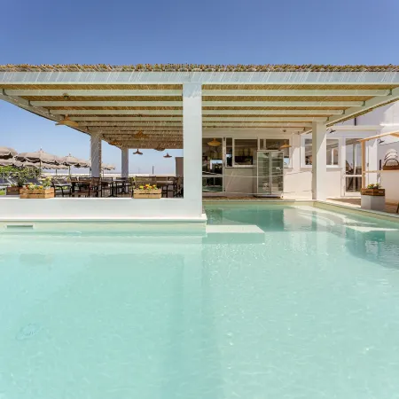 Cala Cala Rooms,Restaurant & Farm Experience