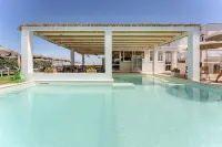 Cala Cala Rooms,Restaurant & Farm Experience - Deniz Manzaralı