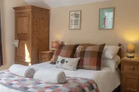 Pinfold Cottage Hotels in Escrick