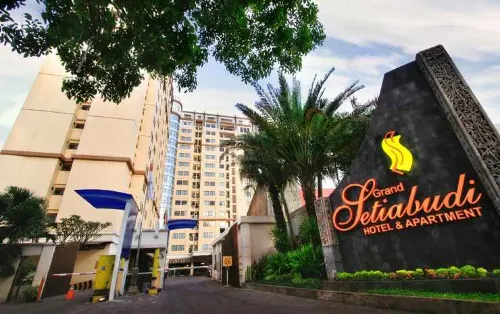 Youre.at - Grand Setiabudi Apartment Cidadap 호텔