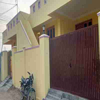 Arumugam Residency AC Hotel Exterior