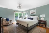 Wildflower by AvantStay Gorgeous Wine Country Home w Pool Bocce Ball Court Huge Yard