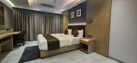 hotel skyro inn