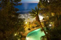 Aeneas' Landing Resort - Strand