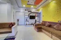 StrawBella Inn Villa Hotels in Dhangarwadi