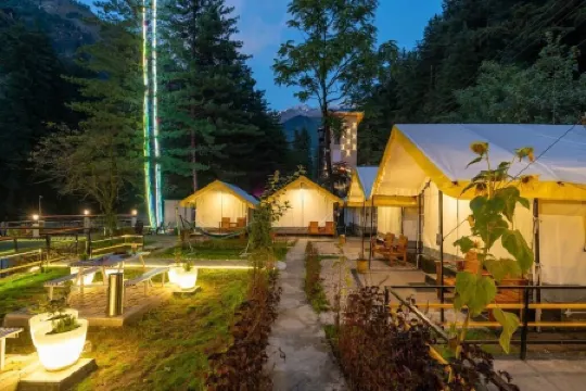 The Hosteller Kasol, Riverside