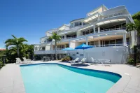 Sundancer Holiday Apartments - Swimmingpools