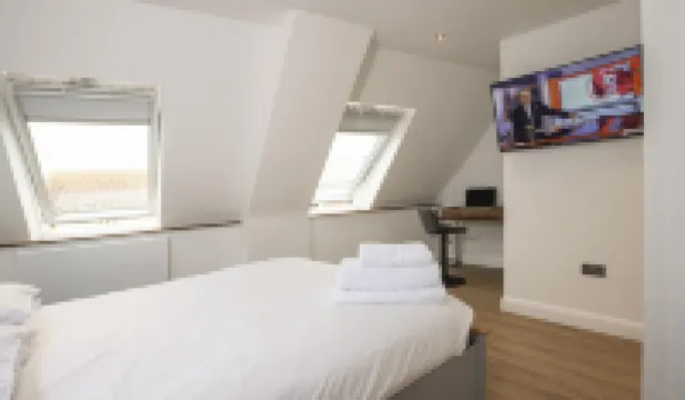 WS Flat 3 in Swindon