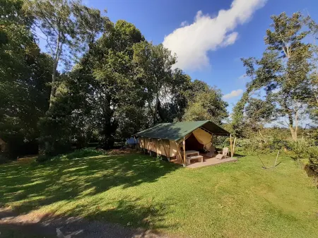 Domaine de Keravel Отели в г. Гомнек