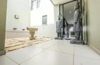 Lake Villa Hartebees Hotels in 