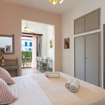 Kasteli Studios & Apartments