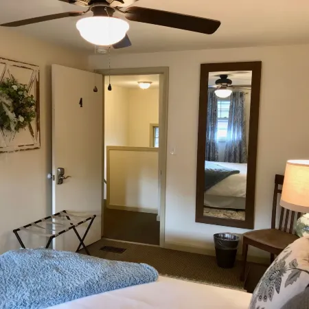 The Little Italy of Niagara Falls Bed & Breakfast