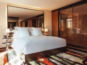 SAX Paris, LXR Hotels & Resorts