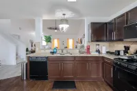 Fenced Backyard and Fun Foosball Table - Spacious Family Haven Hotels in Kyle