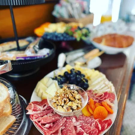Flora House Denver Отели рядом с достопримечательностью «Денвер Музеум оф Нейчер & Сайенс»