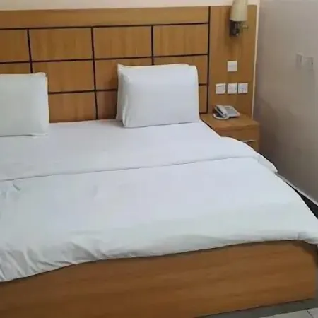 Sonamoni  Hotel