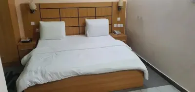 Sonamoni  Hotel Hotels near F & J