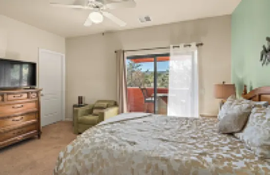 Bell Rock Vista - Hot Tub, Spacious Townhouse with Great Location and Views