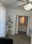 Cozy 1-bedroom apartment in awesome North Providence with AC
