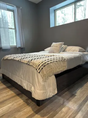 Big Chip Outdoors - 4 bedroom house with WiFi & AC in Heart of Chippewa Flowage