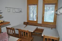 Les Petits Mélèzes Hotels in Saint-Léonard VS