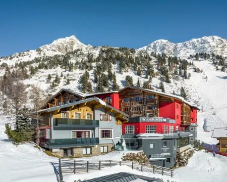 Kesselspitze Hotel & Chalet, Valamar Collection Hotels in Tweng