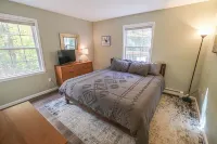 Okemo mountain house with private hot tub