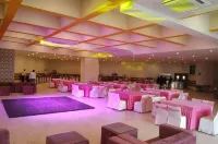 Royal Palm Resort Hotels in Hisar