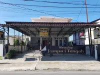 OYO 93162 Cempaka Syariah Hotels in Medan Johor