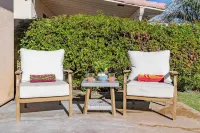 Sunny Palms by AvantStay Near Empire Polo Club