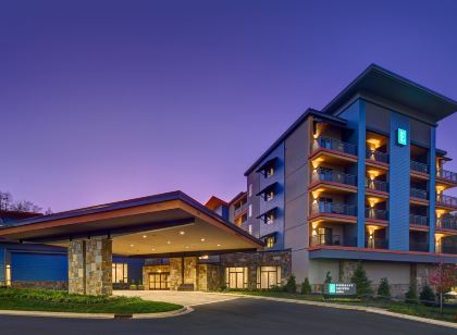 Embassy Suites by Hilton Gatlinburg Resort