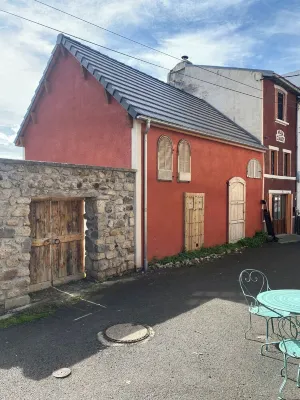 Maison de Caractère à Saint-nectaire Hotels in Saint-Nectaire