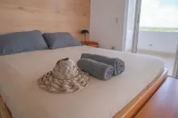 Modern and spacious loft with ocean view