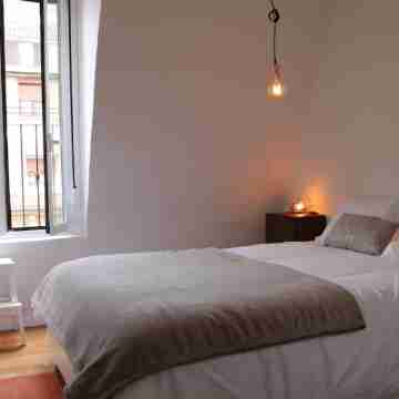 Apartment overlooking the cathedral, terrace, wifi, parking included Rooms