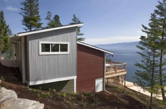 Lake House with Sauna, kayaks, S.U.Ps, snorkeling sets and boat parking