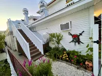 Brand-new Asian Wood style 4 Bedroom in Surf City