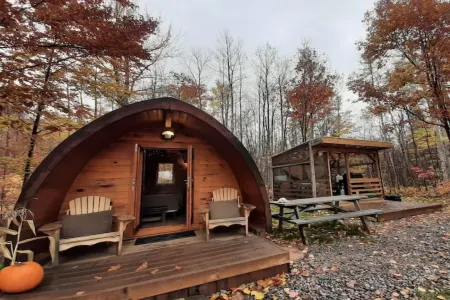 The Escape Pod - No Neighbors!