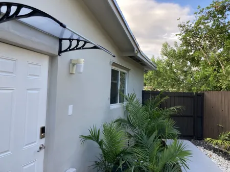 Excellent Studio Centraly Located Отели в г. Пемброк-Пайнс