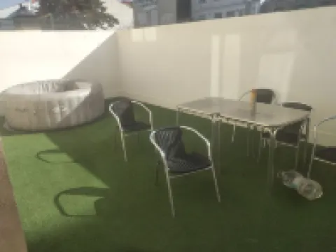 Piso con Terraza ,garaje y a 2 min de la Playa